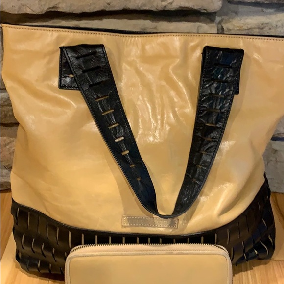 BCBGMaxAzria Handbags - BCBGMAXAZARIA handbag and wallet